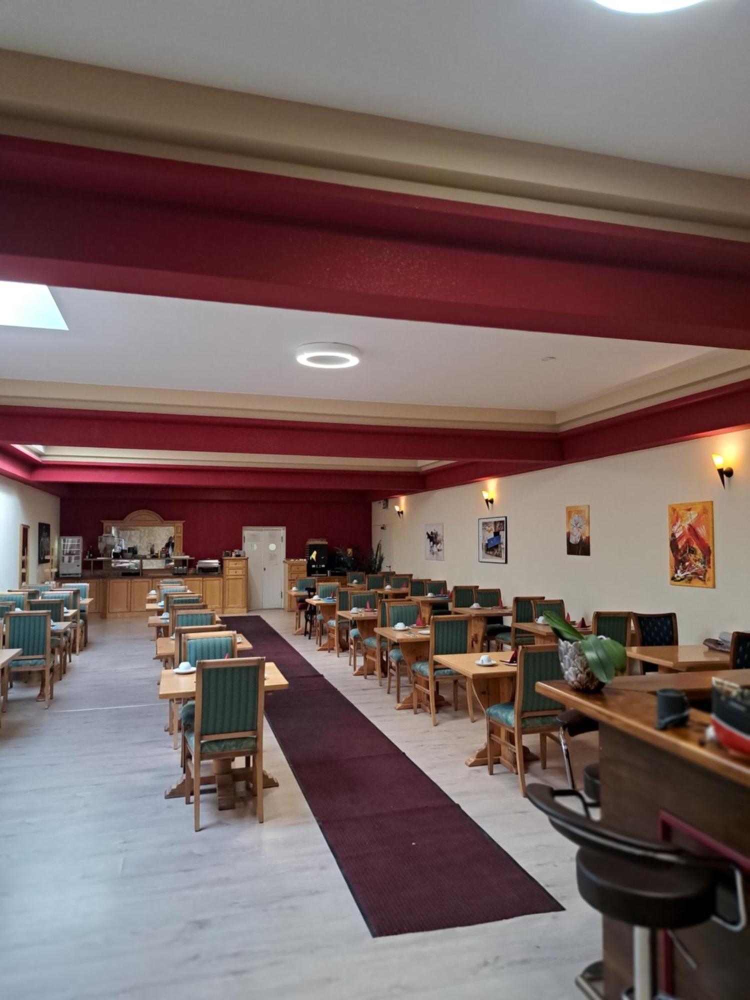 Hotel A8 Lukas Bei Blue Augsbourg